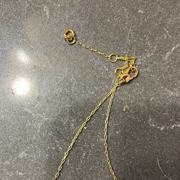 Kate spade gold plated bow necklace NWOT - Picture 3 of 3